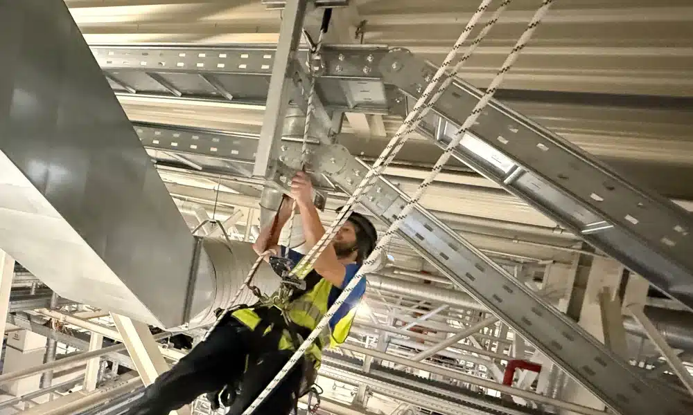 Kabeltrassen-Montage Supervision IKT Berlin BMW Leipzig